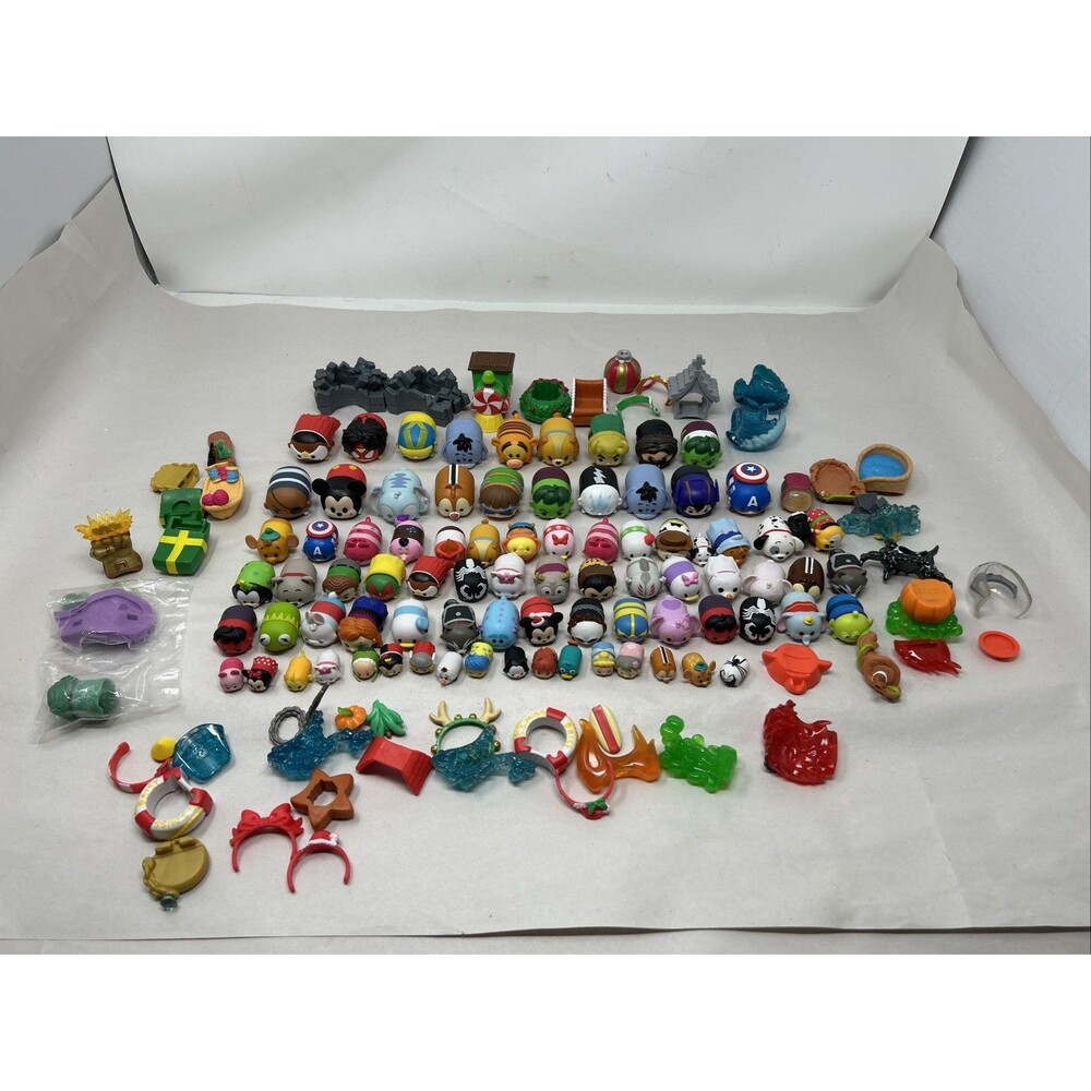 Disney TSUM TSUM Lot of 82 Figures W/ Accessories - Disney Marvel Christmas More